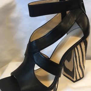 Calvin Klein Verene Calf Black Antique White